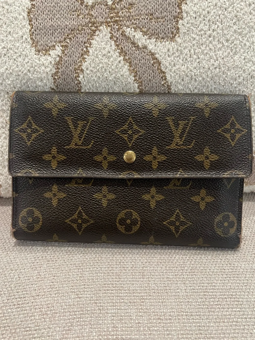 Authentic Louis Vuitton Monogram Pochette Passeport Trifold Wallet
